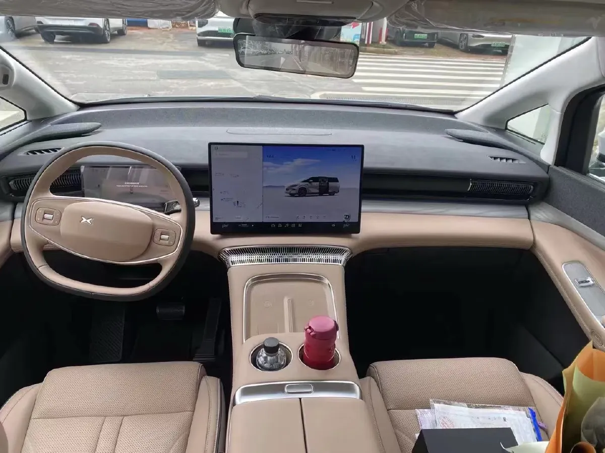 2024 Xpeng X9 BEV 101.5KWH,autocango,china used car exporter,china ev exporter,chinese used car exporter,chinese used ev exporter