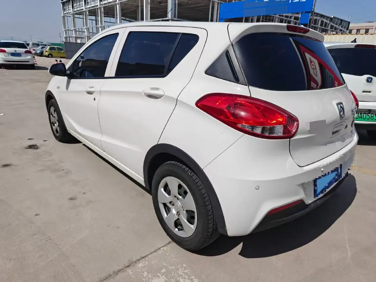 2020 BaoJun 310 1.2L 80HP L4 5MT,autocango,china used car exporter,china ev exporter,chinese used car exporter,chinese used ev exporter