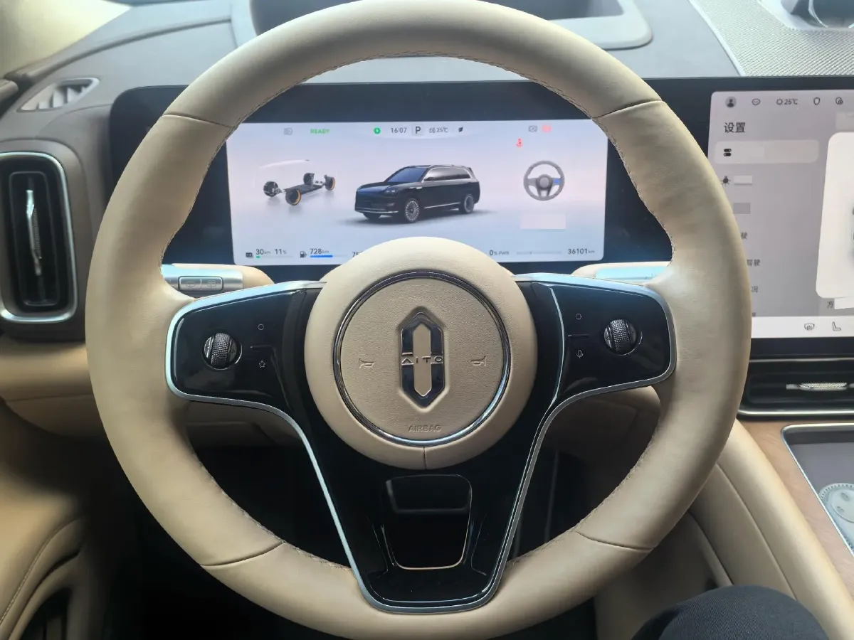 2025 AITO AITO M9 REEV 160HP REEV 52KWH,autocango,china used car exporter,china ev exporter,chinese used car exporter,chinese used ev exporter