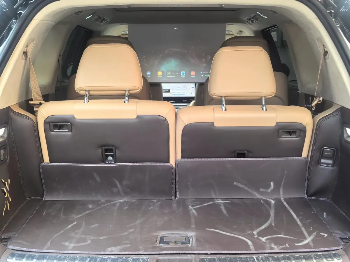 2025 AITO AITO M9 REEV 160HP REEV 52KWH,autocango,china used car exporter,china ev exporter,chinese used car exporter,chinese used ev exporter