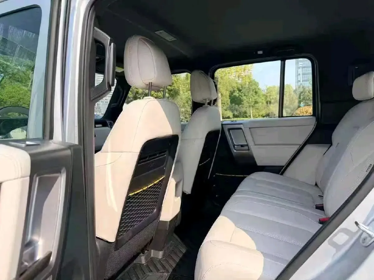 2025 Yufeng Auto Golden Warehouse BEV,autocango,china used car exporter,china ev exporter,chinese used car exporter,chinese used ev exporter