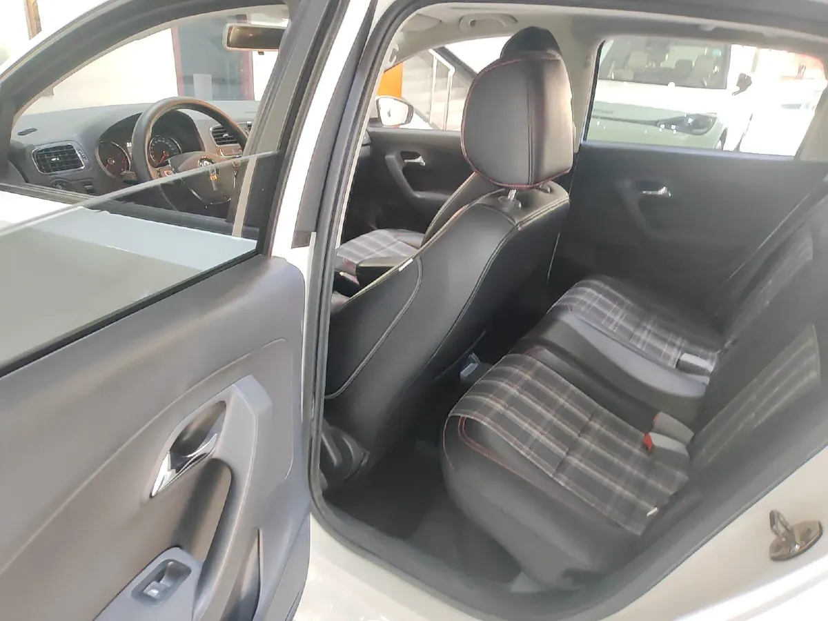 2019 Volkswagen Polo 1.5L 113HP L4 6AT,autocango,china used car exporter,china ev exporter,chinese used car exporter,chinese used ev exporter