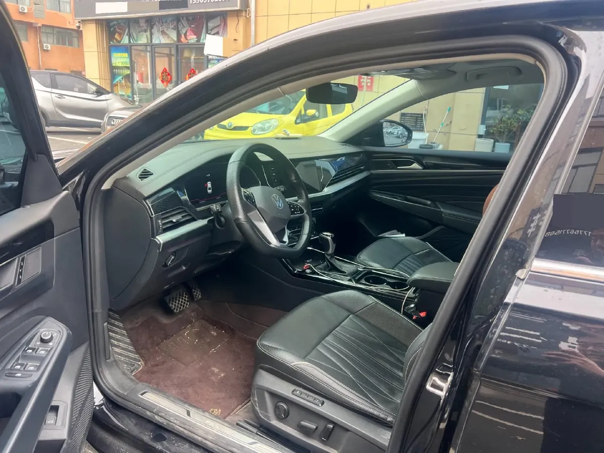 2023 Volkswagen Passat 2.0T 186HP L4 7DCT,autocango,china used car exporter,china ev exporter,chinese used car exporter,chinese used ev exporter