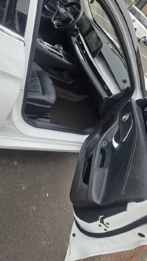 2025 Chery Arrizo 8 1.6T 197HP L4 7DCT,autocango,china used car exporter,china ev exporter,chinese used car exporter,chinese used ev exporter