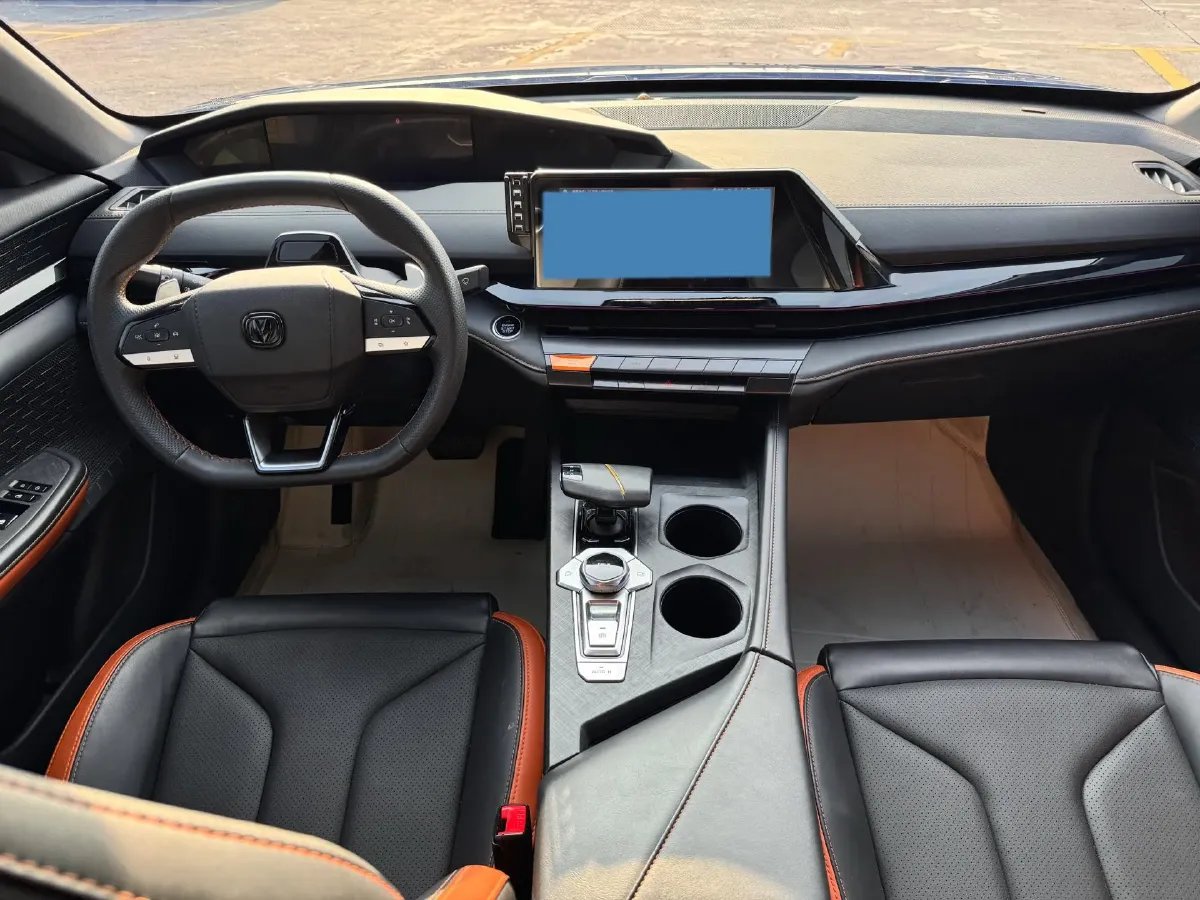 2023 ChangAn UNI-V 1.5T 188HP L4 7DCT,autocango,china used car exporter,china ev exporter,chinese used car exporter,chinese used ev exporter