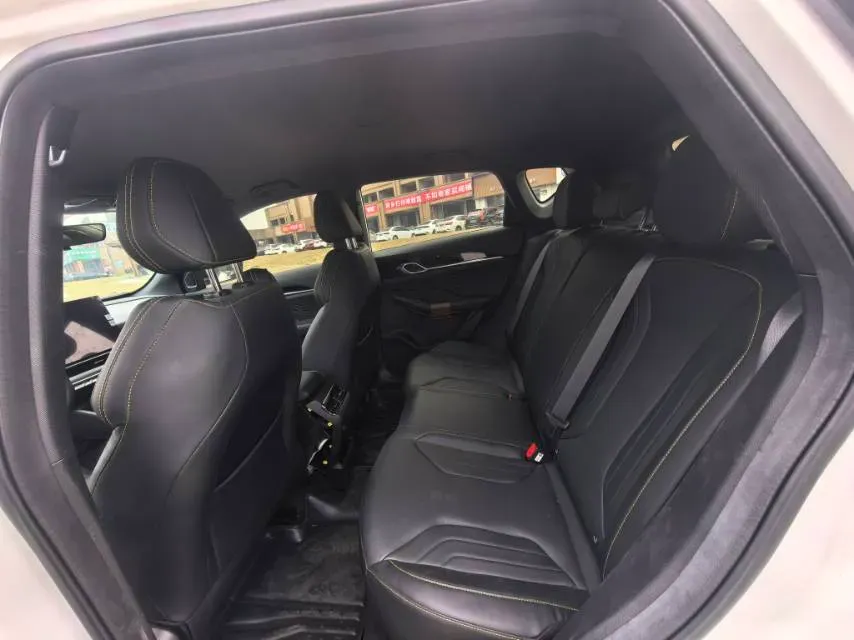 2025 Geely Coolray 1.5T 181HP L4 7DCT,autocango,china used car exporter,china ev exporter,chinese used car exporter,chinese used ev exporter