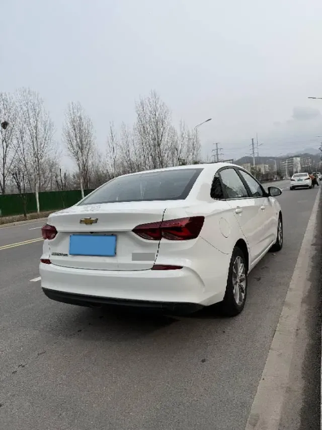 2022 Chevrolet Monza 1.5L 113HP L4 6AT,autocango,china used car exporter,china ev exporter,chinese used car exporter,chinese used ev exporter