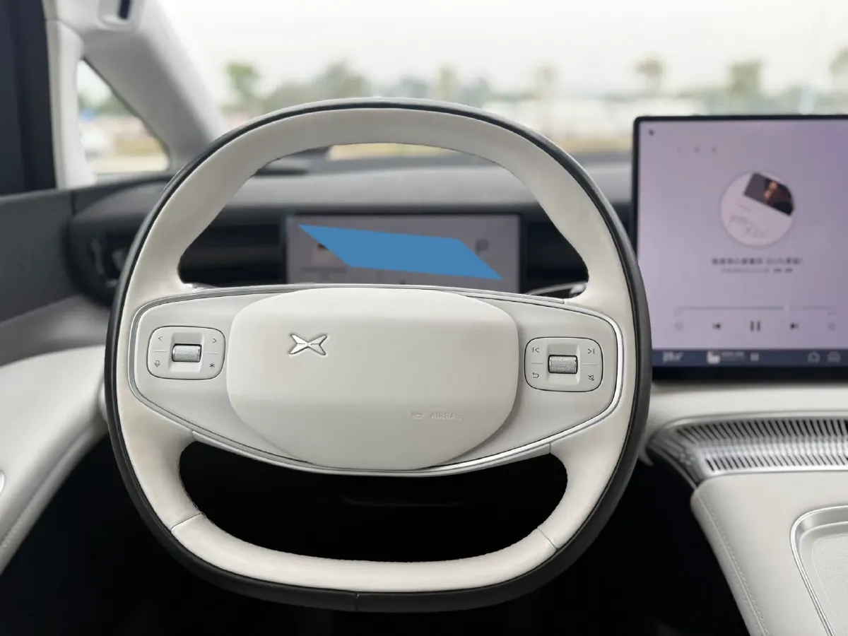 2024 Xpeng X9 BEV 84.5KWH,autocango,china used car exporter,china ev exporter,chinese used car exporter,chinese used ev exporter