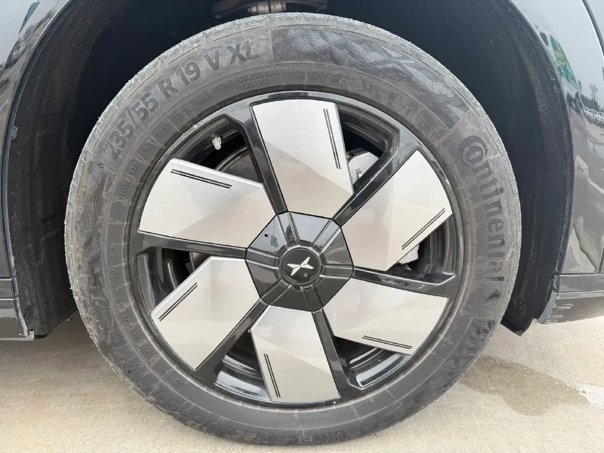 2024 Xpeng X9 BEV 84.5KWH,autocango,china used car exporter,china ev exporter,chinese used car exporter,chinese used ev exporter