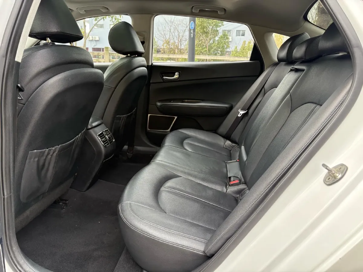 2017 Kia K5 2.0L 161HP L4 6AT,autocango,china used car exporter,china ev exporter,chinese used car exporter,chinese used ev exporter