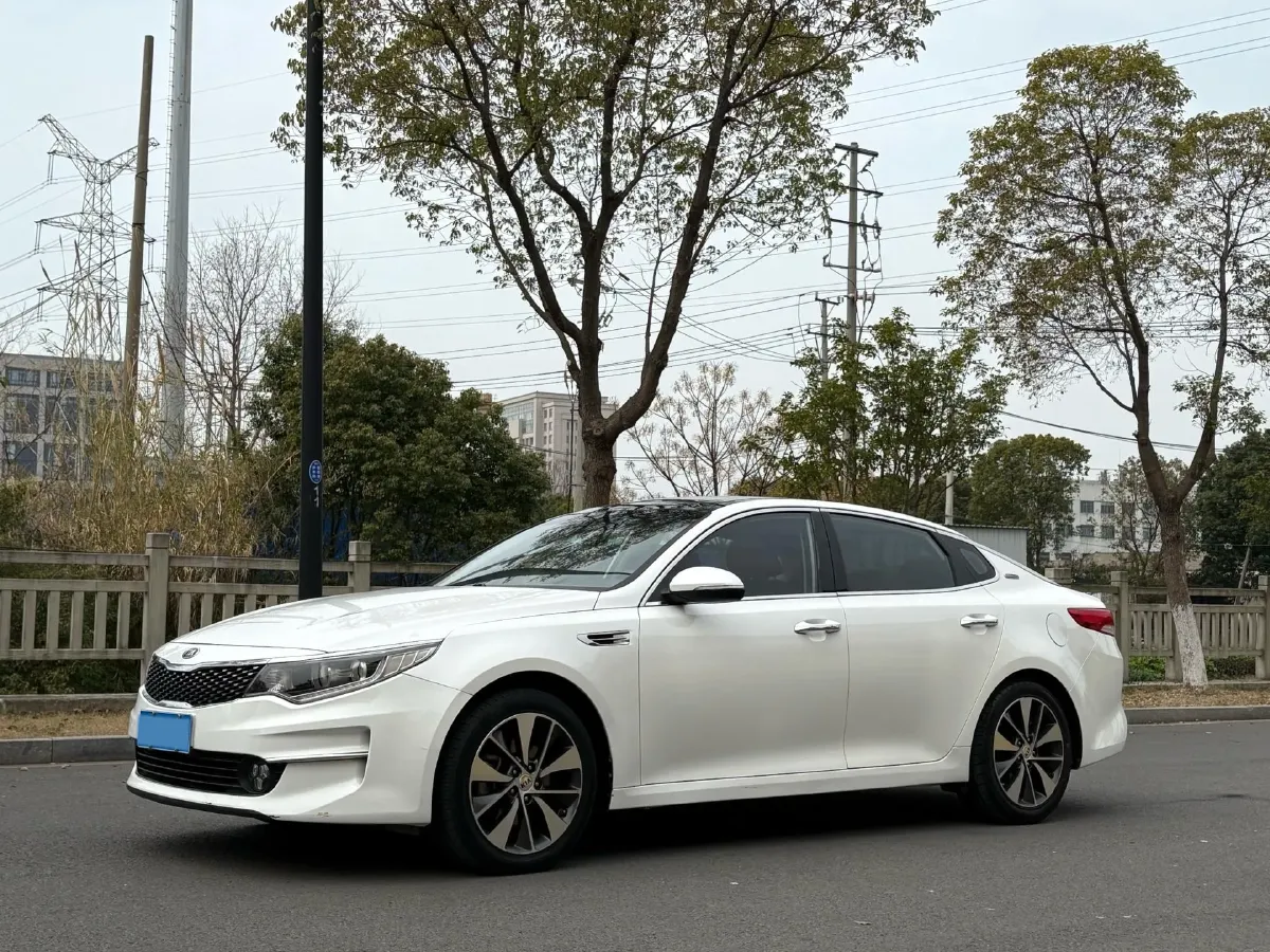 2017 Kia K5 2.0L 161HP L4 6AT,autocango,china used car exporter,china ev exporter,chinese used car exporter,chinese used ev exporter