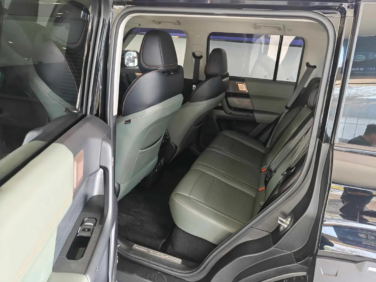 2024 iCAR iCAR 03 BEV 65.69KWH,autocango,china used car exporter,china ev exporter,chinese used car exporter,chinese used ev exporter