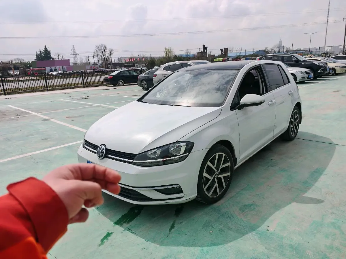 2020 Volkswagen Golf 1.4T 150HP L4 7DCT,autocango,china used car exporter,china ev exporter,chinese used car exporter,chinese used ev exporter