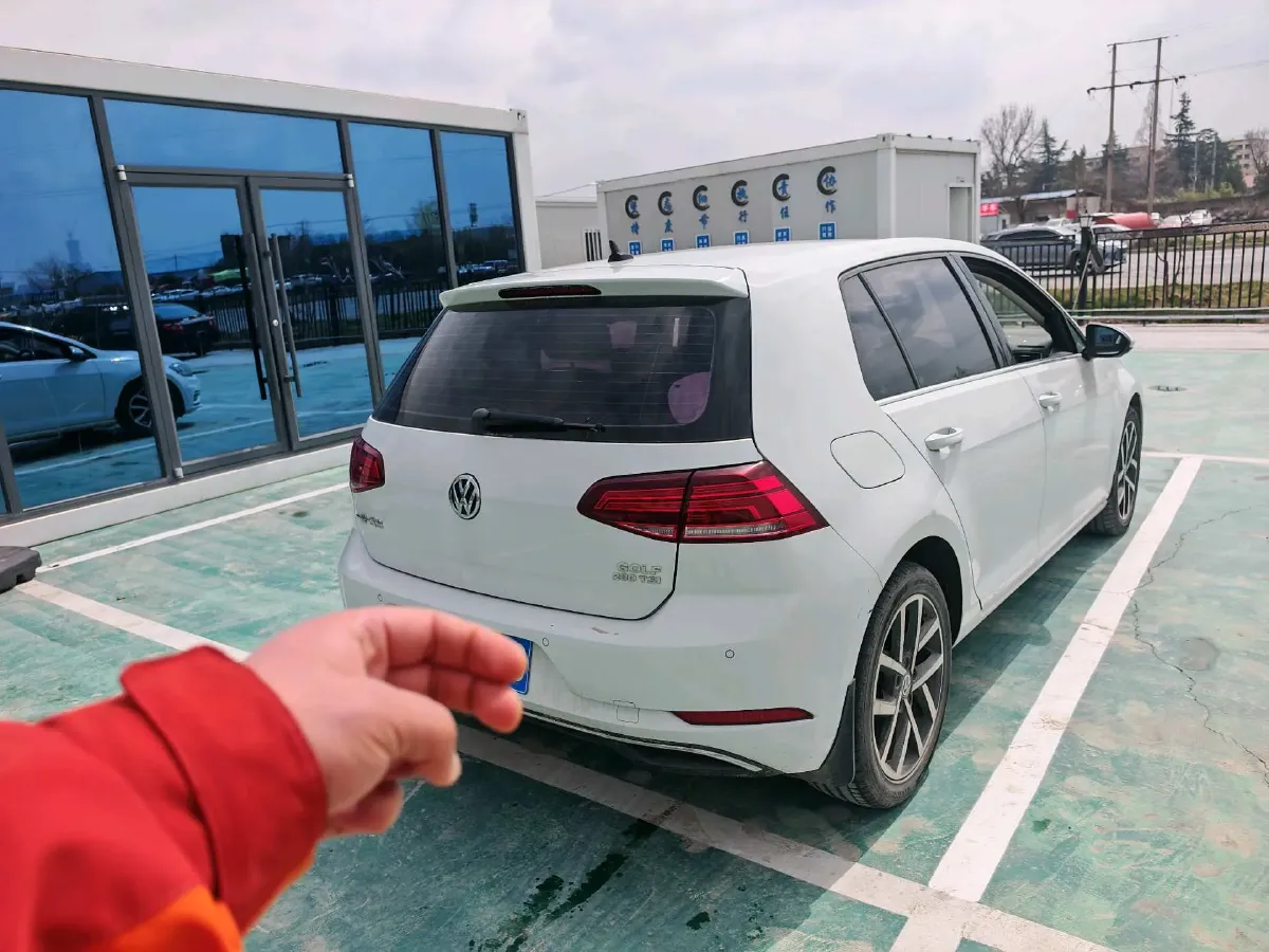 2020 Volkswagen Golf 1.4T 150HP L4 7DCT,autocango,china used car exporter,china ev exporter,chinese used car exporter,chinese used ev exporter