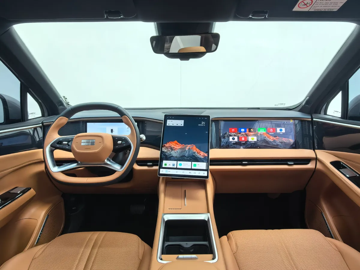 2025 Geely Galaxy L7 1.5L 112HP L4 1DHT PHEV 18.4KWH,autocango,china used car exporter,china ev exporter,chinese used car exporter,chinese used ev exporter