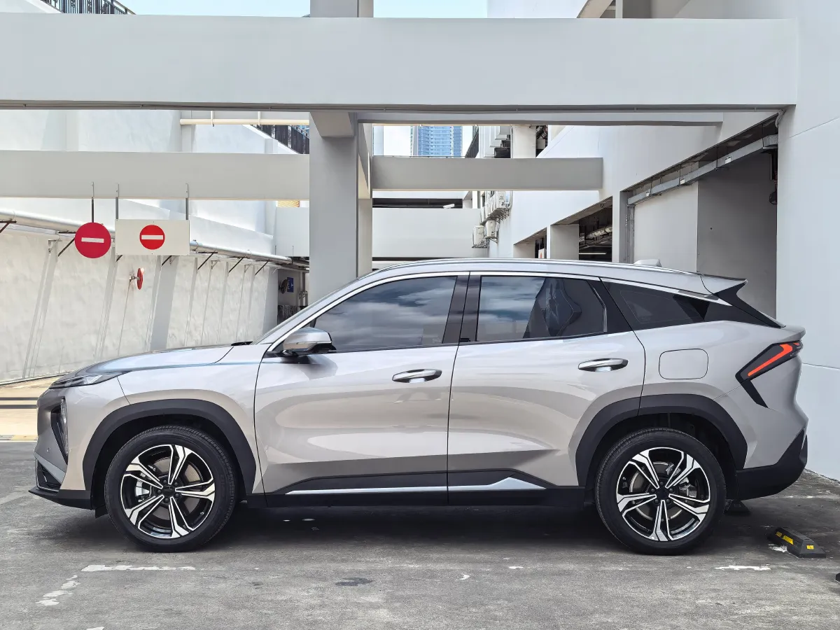 2025 Geely Galaxy L7 1.5L 112HP L4 1DHT PHEV 18.4KWH,autocango,china used car exporter,china ev exporter,chinese used car exporter,chinese used ev exporter