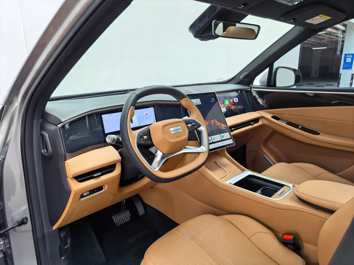 2025 Geely Galaxy L7 1.5L 112HP L4 1DHT PHEV 18.4KWH,autocango,china used car exporter,china ev exporter,chinese used car exporter,chinese used ev exporter