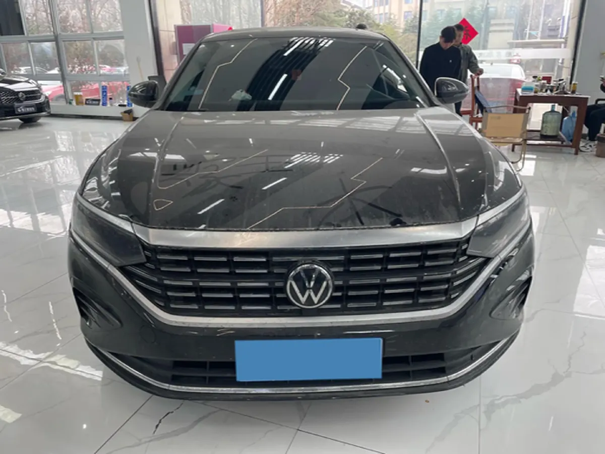 2023 Volkswagen Passat 2.0T 186HP L4 7DCT,autocango,china used car exporter,china ev exporter,chinese used car exporter,chinese used ev exporter
