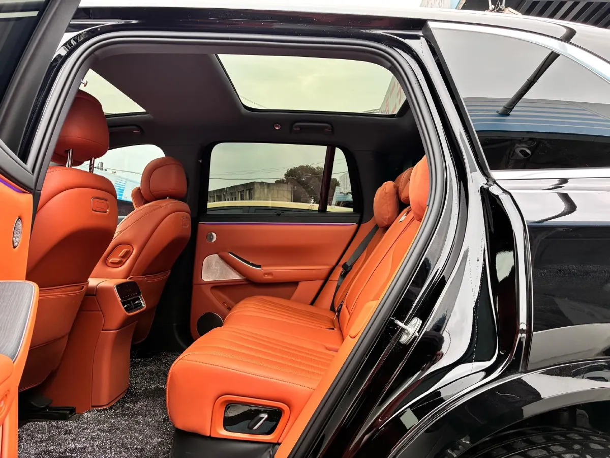 2026 AITO AITO M7 REEV 160HP REEV,autocango,china used car exporter,china ev exporter,chinese used car exporter,chinese used ev exporter