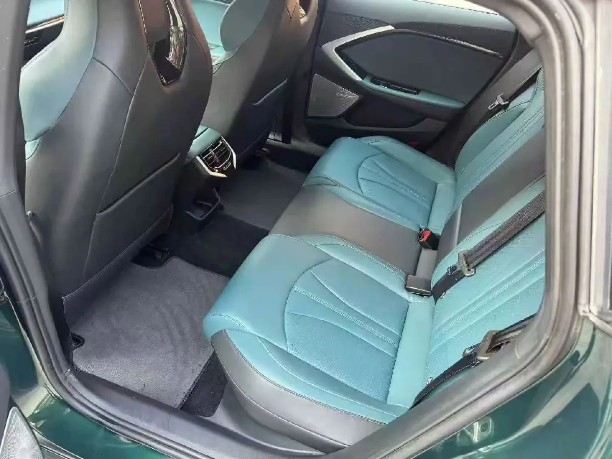 2023 MG 7 1.5T 188HP L4 7DCT,autocango,china used car exporter,china ev exporter,chinese used car exporter,chinese used ev exporter