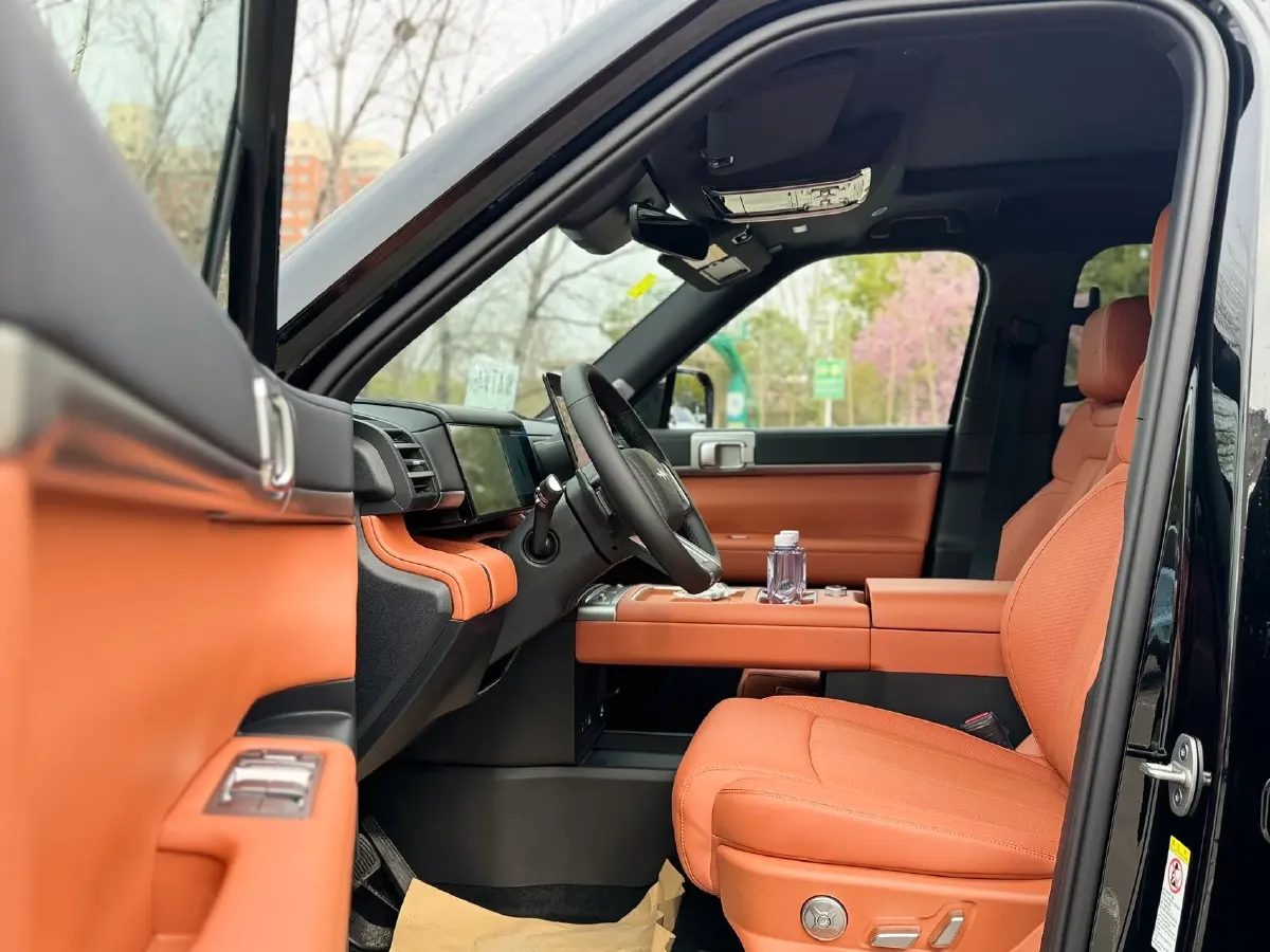 2025 FangChengBao Tai 7 1.5T 156HP L4 E-CVT PHEV,autocango,china used car exporter,china ev exporter,chinese used car exporter,chinese used ev exporter