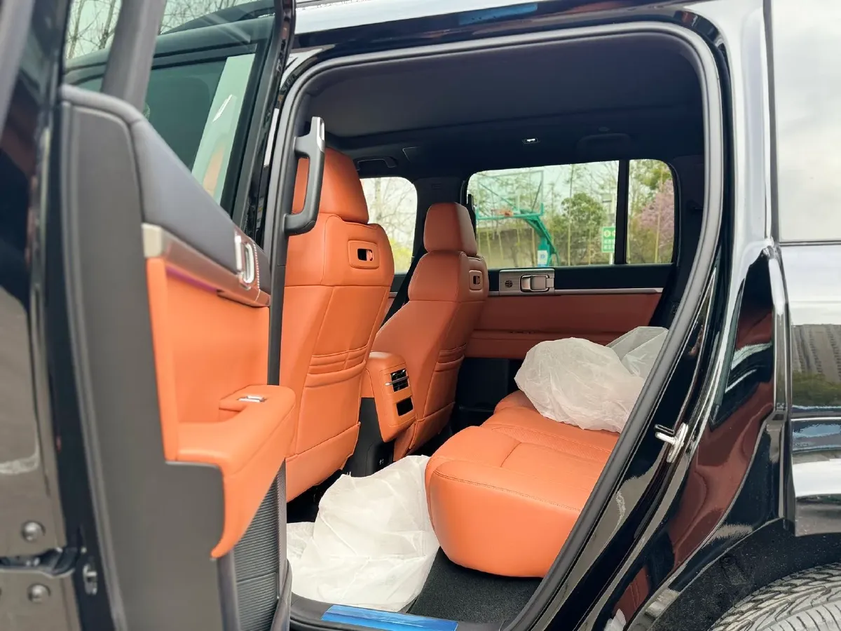 2025 FangChengBao Tai 7 1.5T 156HP L4 E-CVT PHEV,autocango,china used car exporter,china ev exporter,chinese used car exporter,chinese used ev exporter