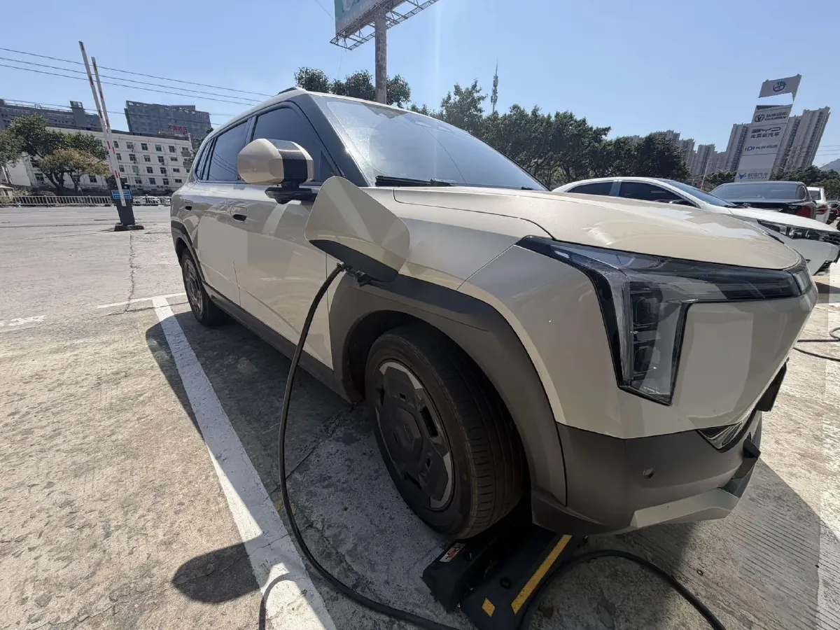 2025 DongFeng Nammi 06 BEV,autocango,china used car exporter,china ev exporter,chinese used car exporter,chinese used ev exporter