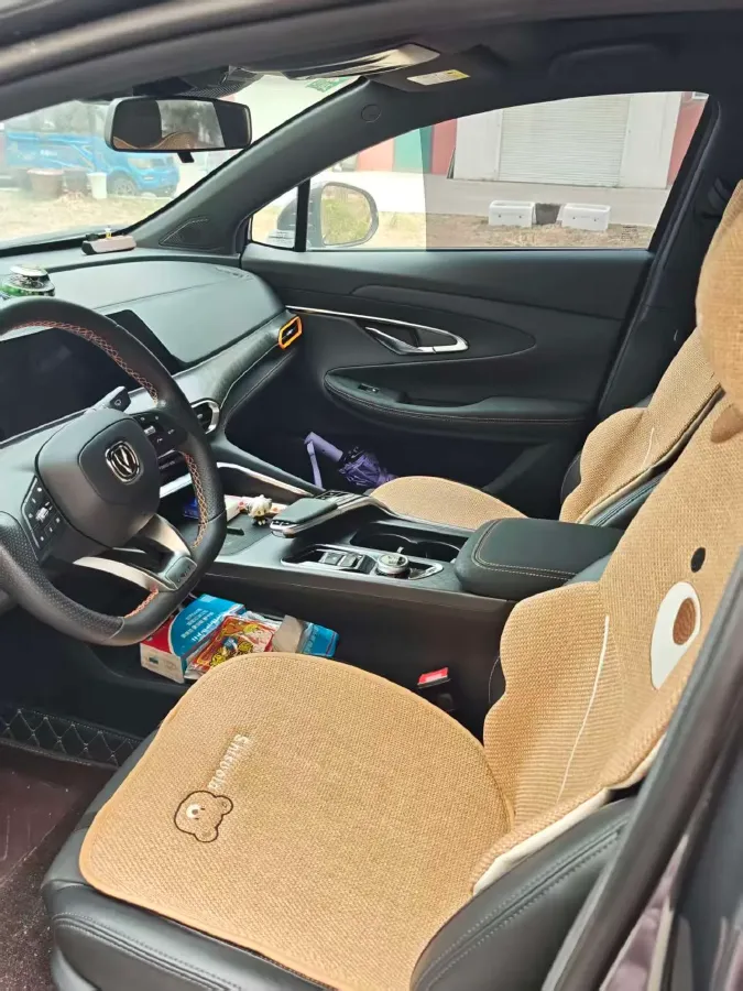 2022 ChangAn UNI-T 1.5T 188HP L4 7DCT,autocango,china used car exporter,china ev exporter,chinese used car exporter,chinese used ev exporter