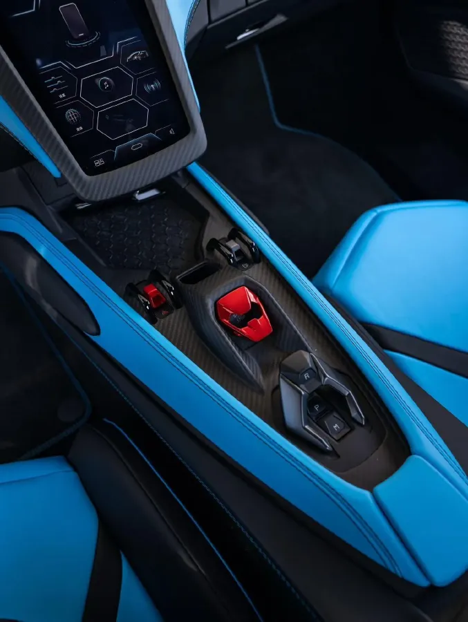 2023 Lamborghini Revuelto 6.5L 826HP V12 8DCT PHEV 3.8KWH,autocango,china used car exporter,china ev exporter,chinese used car exporter,chinese used ev exporter