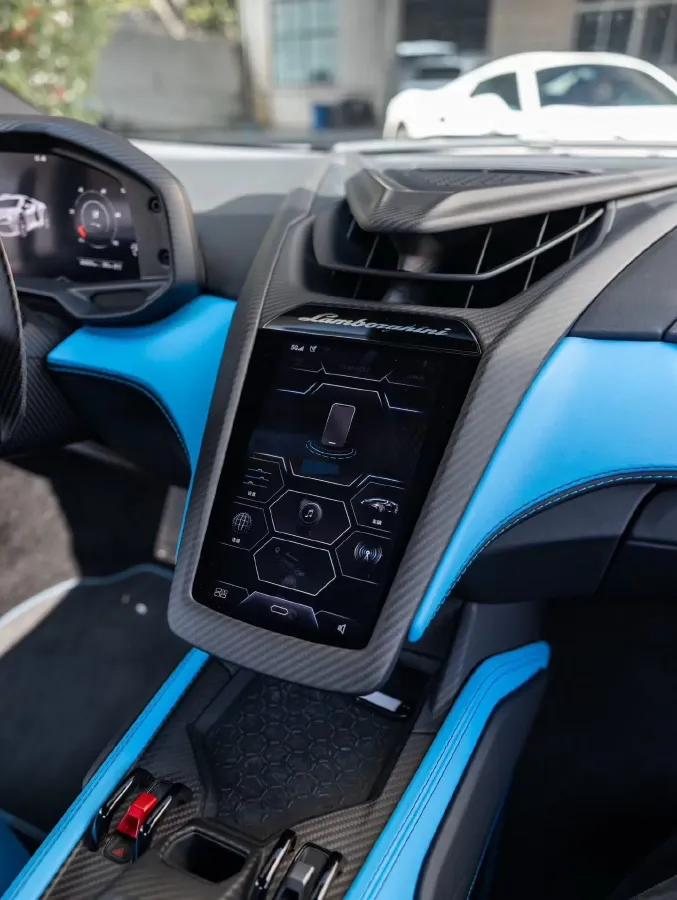 2023 Lamborghini Revuelto 6.5L 826HP V12 8DCT PHEV 3.8KWH,autocango,china used car exporter,china ev exporter,chinese used car exporter,chinese used ev exporter