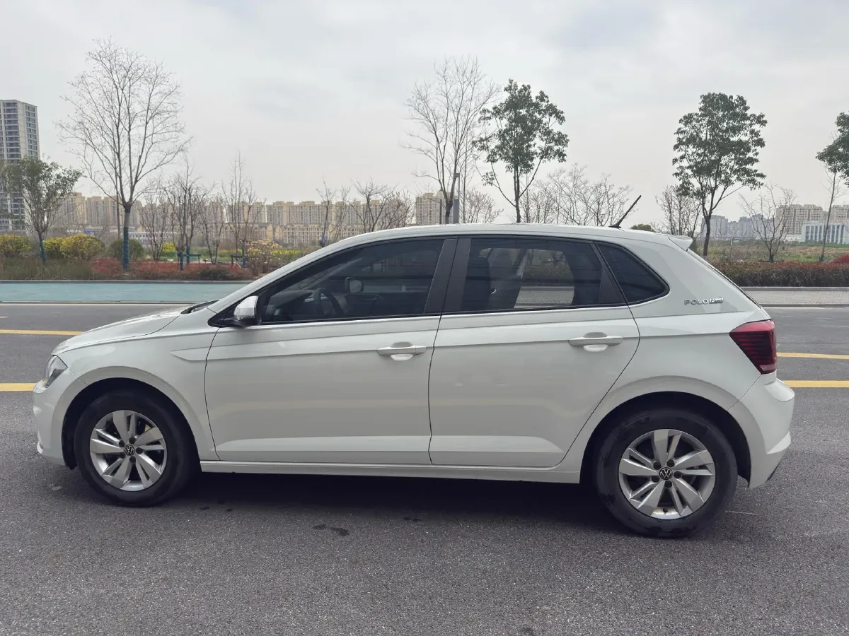 2023 Volkswagen Polo 1.5L 113HP L4 6AT,autocango,china used car exporter,china ev exporter,chinese used car exporter,chinese used ev exporter