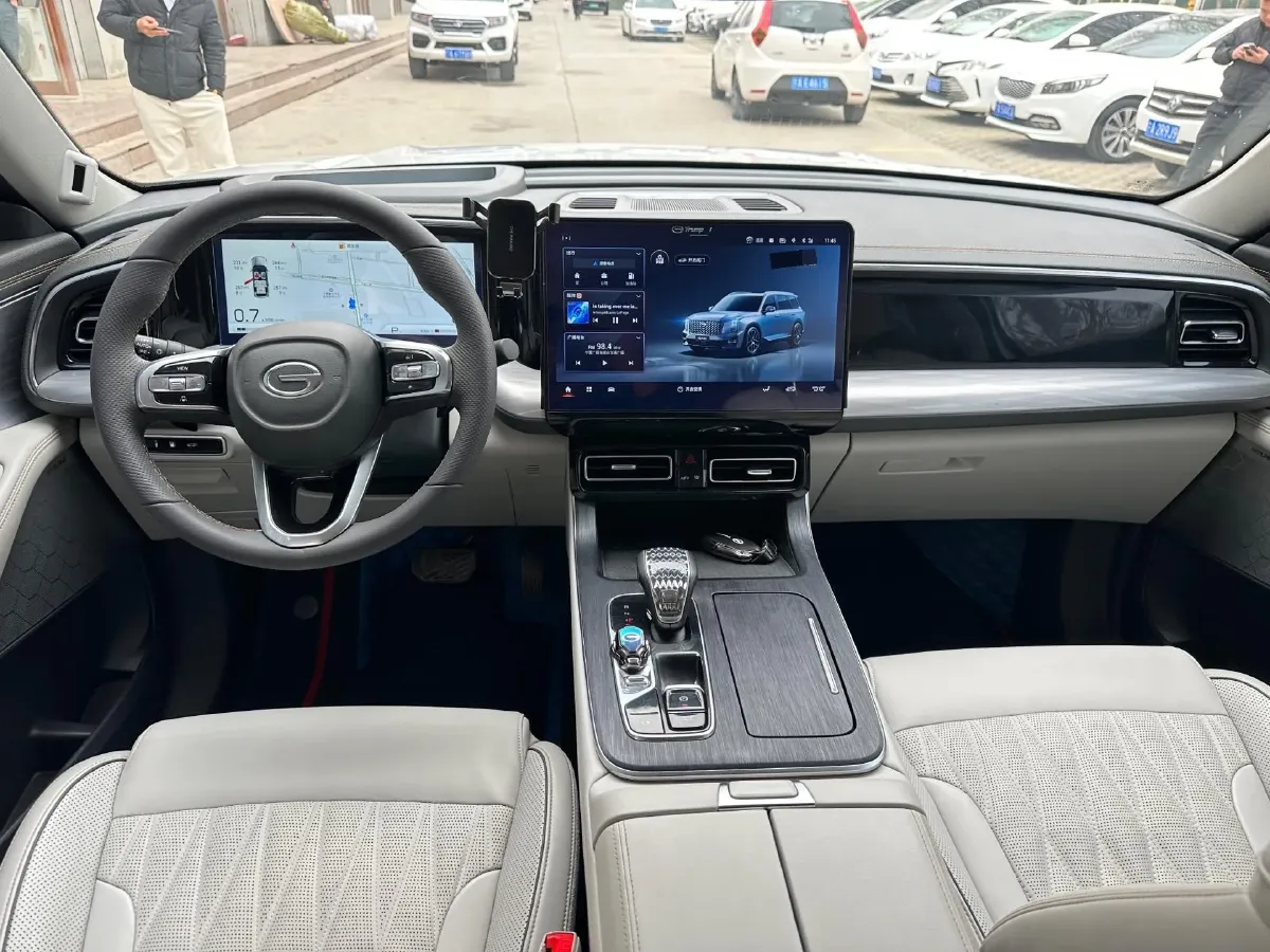 2022 GAC Trumpchi GS8 2.0T 252HP L4 8AT,autocango,china used car exporter,china ev exporter,chinese used car exporter,chinese used ev exporter