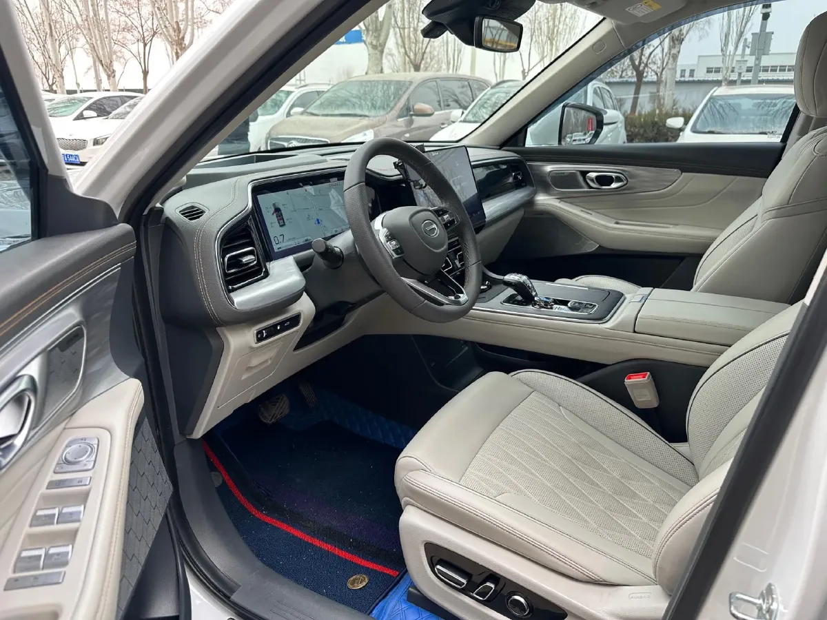 2022 GAC Trumpchi GS8 2.0T 252HP L4 8AT,autocango,china used car exporter,china ev exporter,chinese used car exporter,chinese used ev exporter