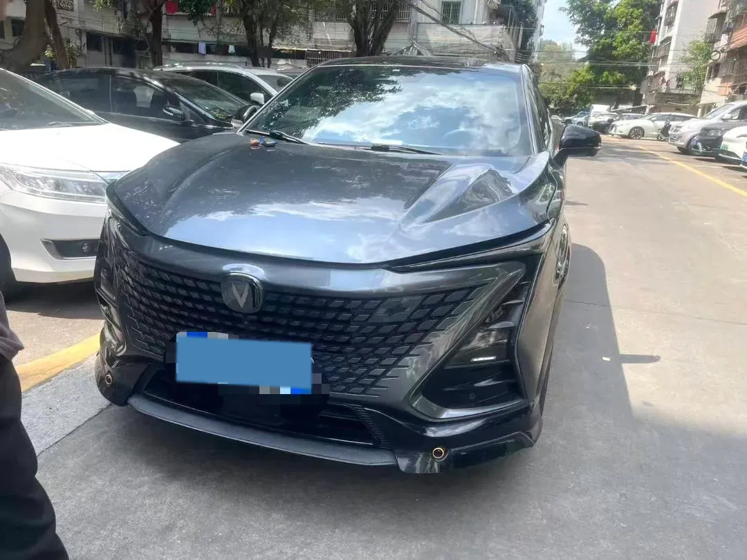 2022 ChangAn UNI-T 1.5T 188HP L4 7DCT,autocango,china used car exporter,china ev exporter,chinese used car exporter,chinese used ev exporter