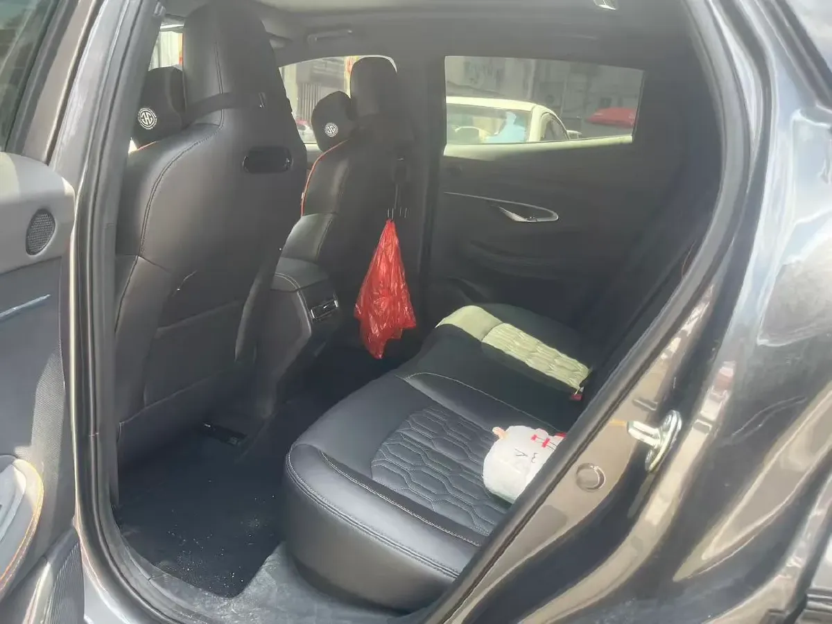 2022 ChangAn UNI-T 1.5T 188HP L4 7DCT,autocango,china used car exporter,china ev exporter,chinese used car exporter,chinese used ev exporter