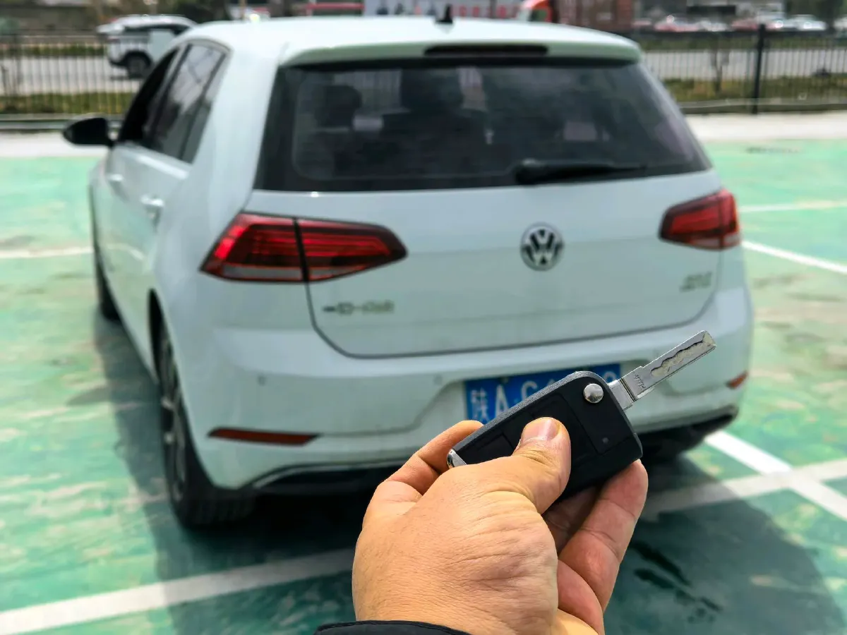 2020 Volkswagen Golf 1.4T 150HP L4 7DCT,autocango,china used car exporter,china ev exporter,chinese used car exporter,chinese used ev exporter