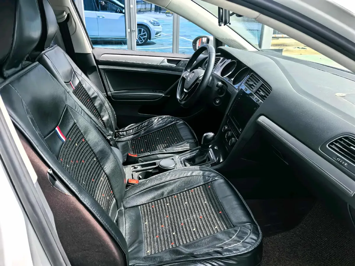 2020 Volkswagen Golf 1.4T 150HP L4 7DCT,autocango,china used car exporter,china ev exporter,chinese used car exporter,chinese used ev exporter