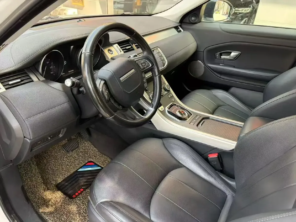 2018 Land Rover Range Rover Evoque 2.0T 241HP L4 9AT,autocango,china used car exporter,china ev exporter,chinese used car exporter,chinese used ev exporter