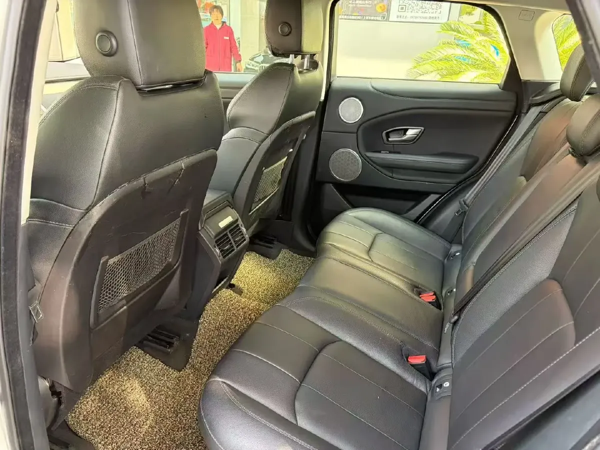 2018 Land Rover Range Rover Evoque 2.0T 241HP L4 9AT,autocango,china used car exporter,china ev exporter,chinese used car exporter,chinese used ev exporter