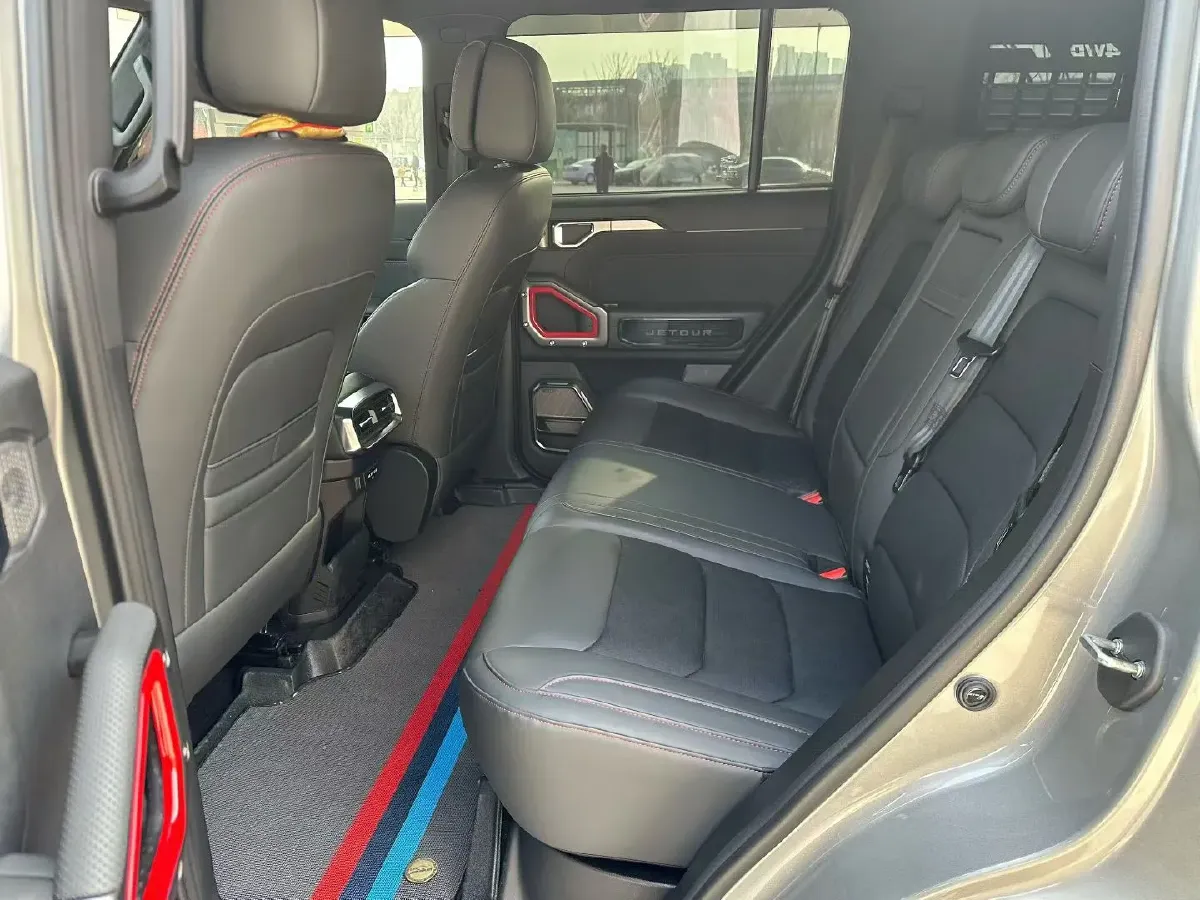 2023 Jetour Traveller 2.0T 254HP L4 7DCT,autocango,china used car exporter,china ev exporter,chinese used car exporter,chinese used ev exporter