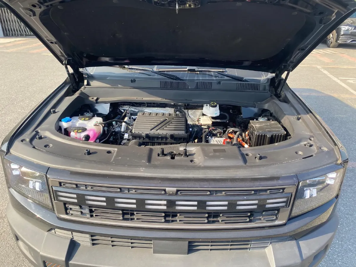 2025 MAXUS XinTu V70 2.0T 150HP L4 9AT,autocango,china used car exporter,china ev exporter,chinese used car exporter,chinese used ev exporter