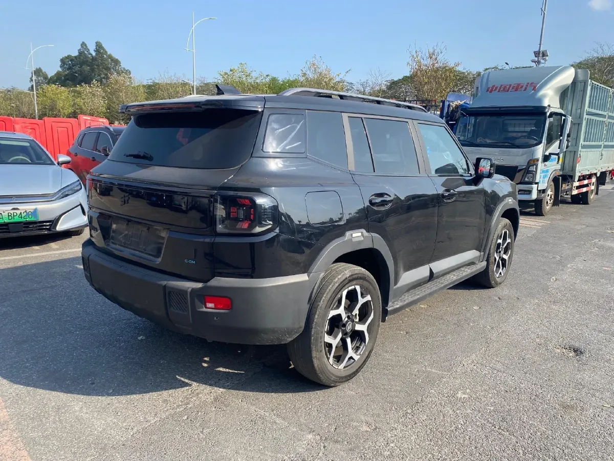 2025 MAXUS XinTu V70 2.0T 150HP L4 9AT,autocango,china used car exporter,china ev exporter,chinese used car exporter,chinese used ev exporter