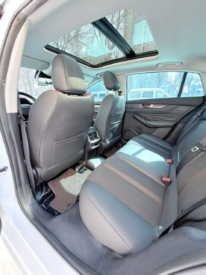 2021 DongFeng Aeolus YiXuan MAX 1.5T 190HP L4 7DCT,autocango,china used car exporter,china ev exporter,chinese used car exporter,chinese used ev exporter