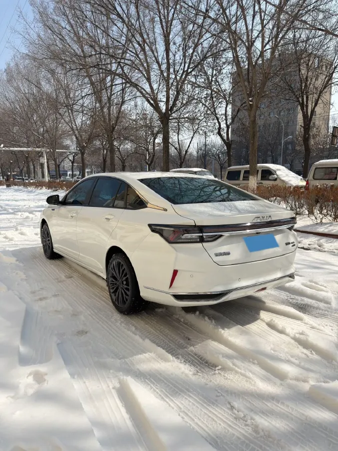 2021 DongFeng Aeolus YiXuan MAX 1.5T 190HP L4 7DCT,autocango,china used car exporter,china ev exporter,chinese used car exporter,chinese used ev exporter