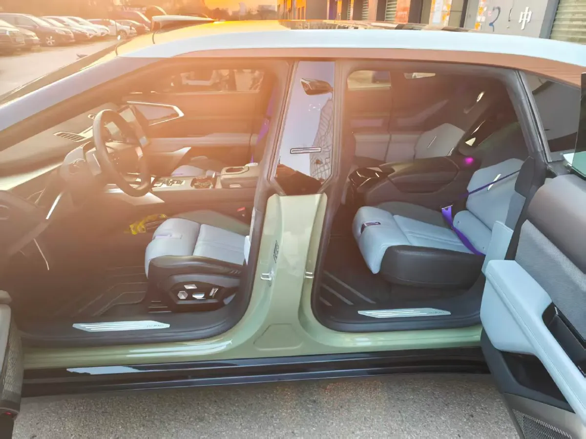 2023 HiPhi Z BEV 120KWH,autocango,china used car exporter,china ev exporter,chinese used car exporter,chinese used ev exporter