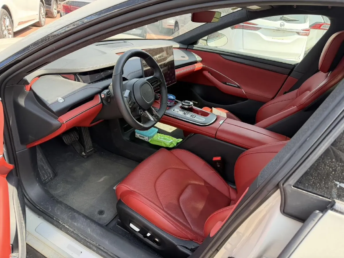 2024 MI SU7 BEV 73.6KWH,autocango,china used car exporter,china ev exporter,chinese used car exporter,chinese used ev exporter