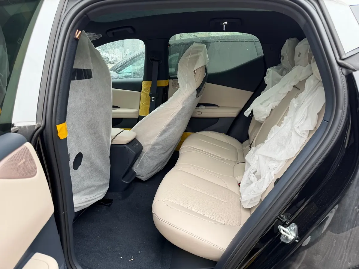 2025 Dongfeng Z9 2.0T 258HP L4 8AT,autocango,china used car exporter,china ev exporter,chinese used car exporter,chinese used ev exporter