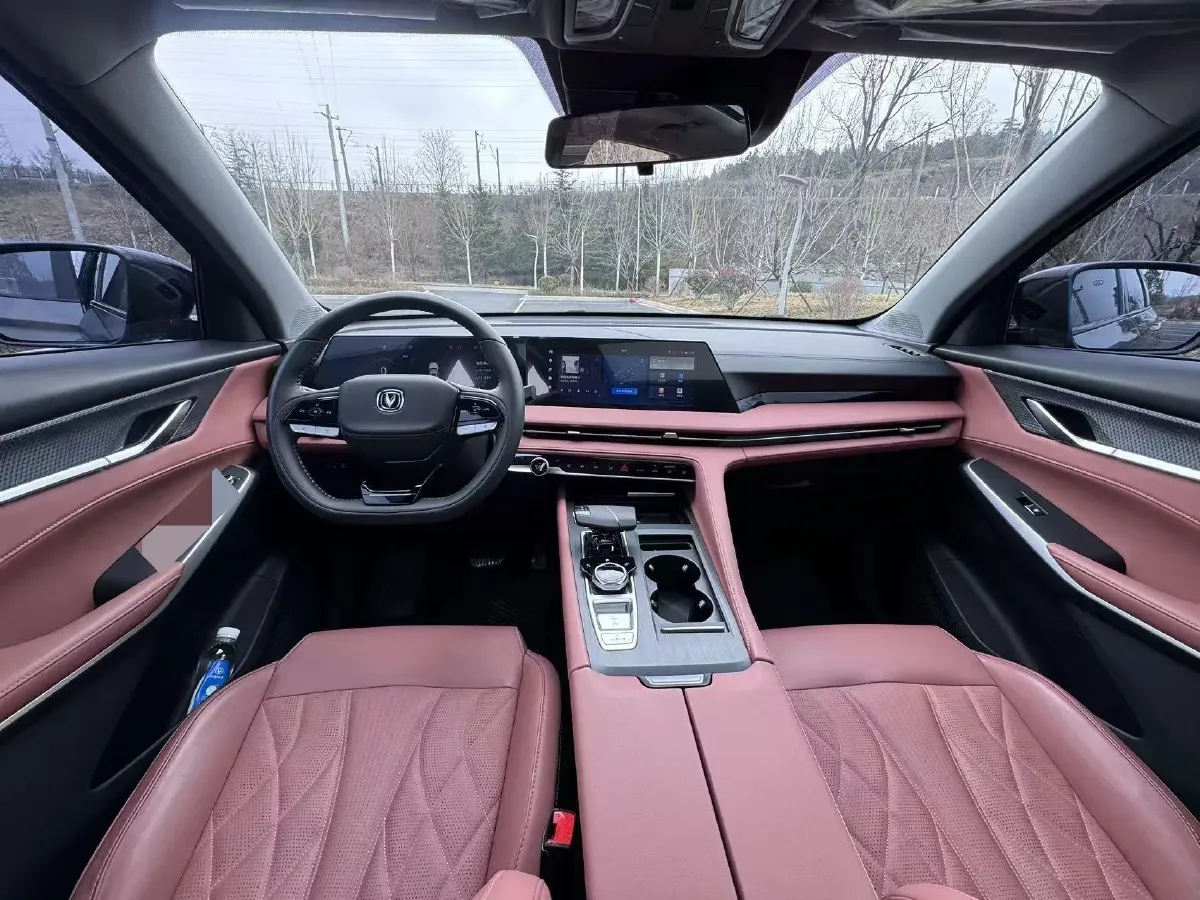 2024 ChangAn CS75 Plus 1.5T 188HP L4 8AT,autocango,china used car exporter,china ev exporter,chinese used car exporter,chinese used ev exporter