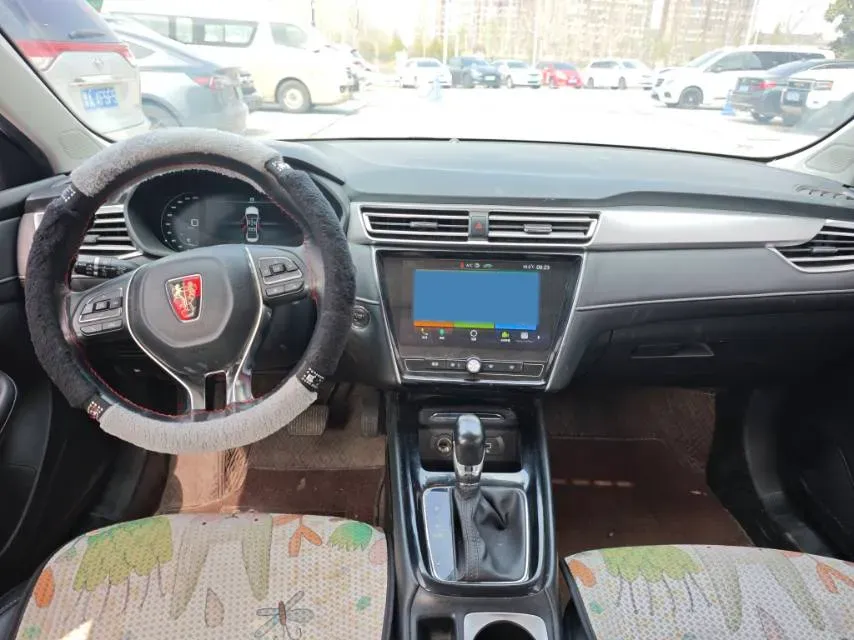 2020 Roewe i5 1.5L 120HP L4 CVT,autocango,china used car exporter,china ev exporter,chinese used car exporter,chinese used ev exporter