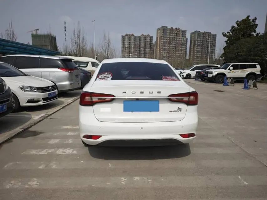2020 Roewe i5 1.5L 120HP L4 CVT,autocango,china used car exporter,china ev exporter,chinese used car exporter,chinese used ev exporter
